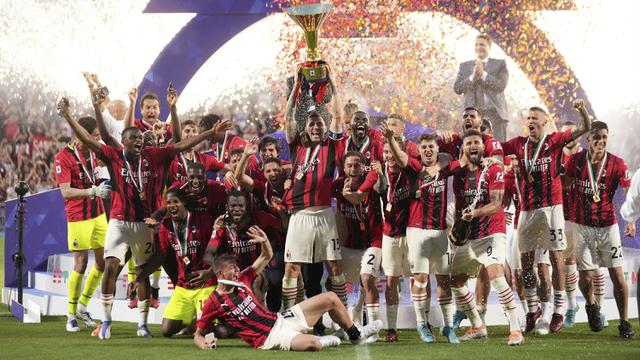 FOTO: AC Milan Sukses Juara Liga Italia