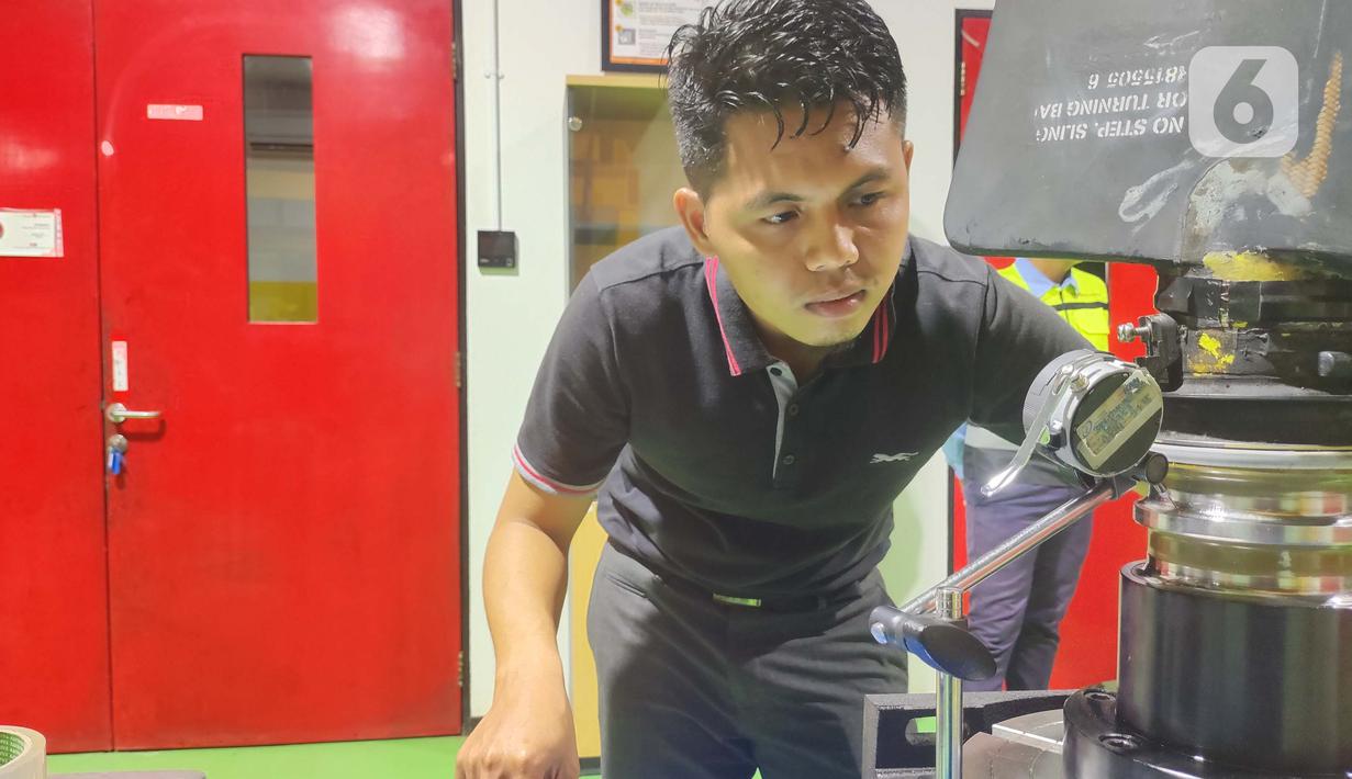 Sekitar 2.000 tenaga kerja lokal terserap dalam Batam Aero Technic (BAT). (Foto: Liputan6.com)