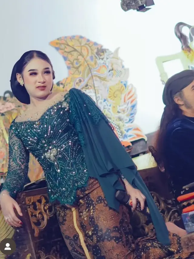 Niken Salindry Penyanyi Tembang Jawa. [@niken_salindry_reall]