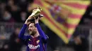Penghargaan tersebut membuat Lionel Messi Lionel Messi menyamai koleksi empat Sepatu Emas Eropa yang dimiliki Cristiano Ronaldo. (AFP/Javier Soariano)