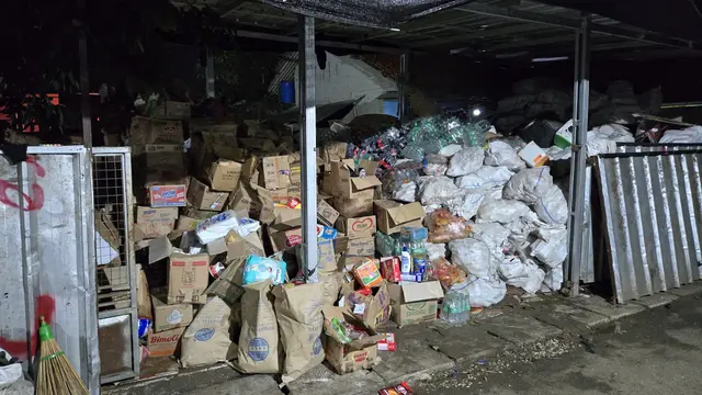 Barang kadaluwarsa dijual oknum Satpol PP di Tangsel