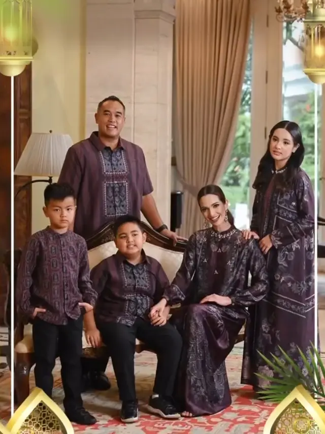 Nia Ramadhani Sambut Ramadhan