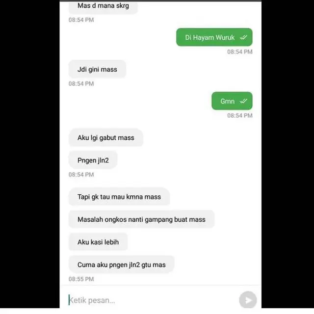 6 Chat Ojek Online dengan Penumpang Ini Bikin Mikir Aneh-Aneh
