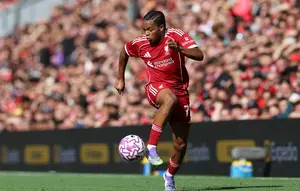 Jaminan Menit Bermain Jadi Kunci Kontrak Baru Rio Ngumoha di Liverpool