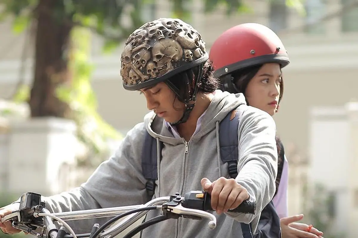Main Series Jingga dan Senja, Ini 7 Potret Yoriko Angeline dan Abidzar Al Ghifari