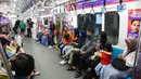 Sebelumnya diinformasikan bahwa pada hari pergantian tahun layanan Transjakarta akan beroperasi sepanjang 24 jam pada 13 koridor utama. (Liputan6.com/Angga Yuniar)