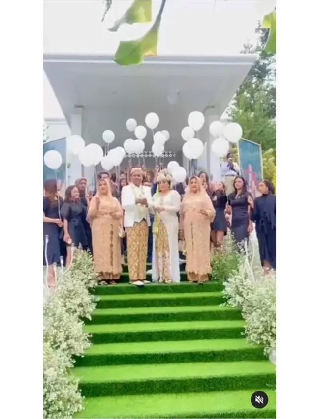 6 Potret Pernikahan Insank Nasruddin Mantan Suami Kalina Ocktaranny, Digelar Mewah