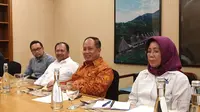 Menristekdikti Mohamad Nasir saat bertemu dengan media di Jakarta, Kamis malam (25/3/2019). Liputan6.com/Jeko I.R.