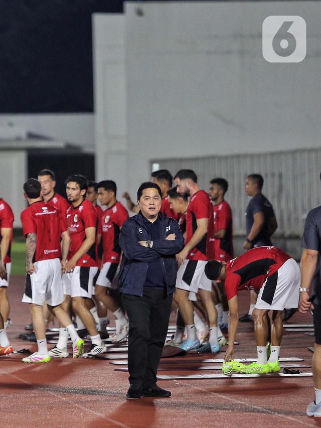 Tinjau Latihan, Erick Thohir Tegaskan Timnas Indonesia Harus Menang