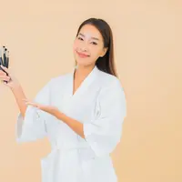 Ilustrasi alat makeup