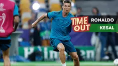 Berita video Time Out kali ini tentang bintang Real Madrid, Cristiano Ronaldo, yang merasa kesal karena pemain PSG, Neymar. Ada apa?