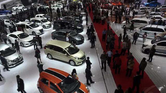Antusiasme Pengunjung di Pameran IIMS 2014