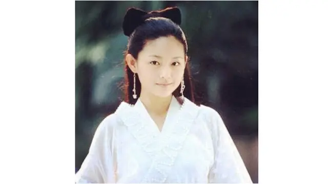 6 Potret Masa Remaja Barbie Hsu, Awali Karier Jadi Penyanyi Tahun 1994 Bareng Adik