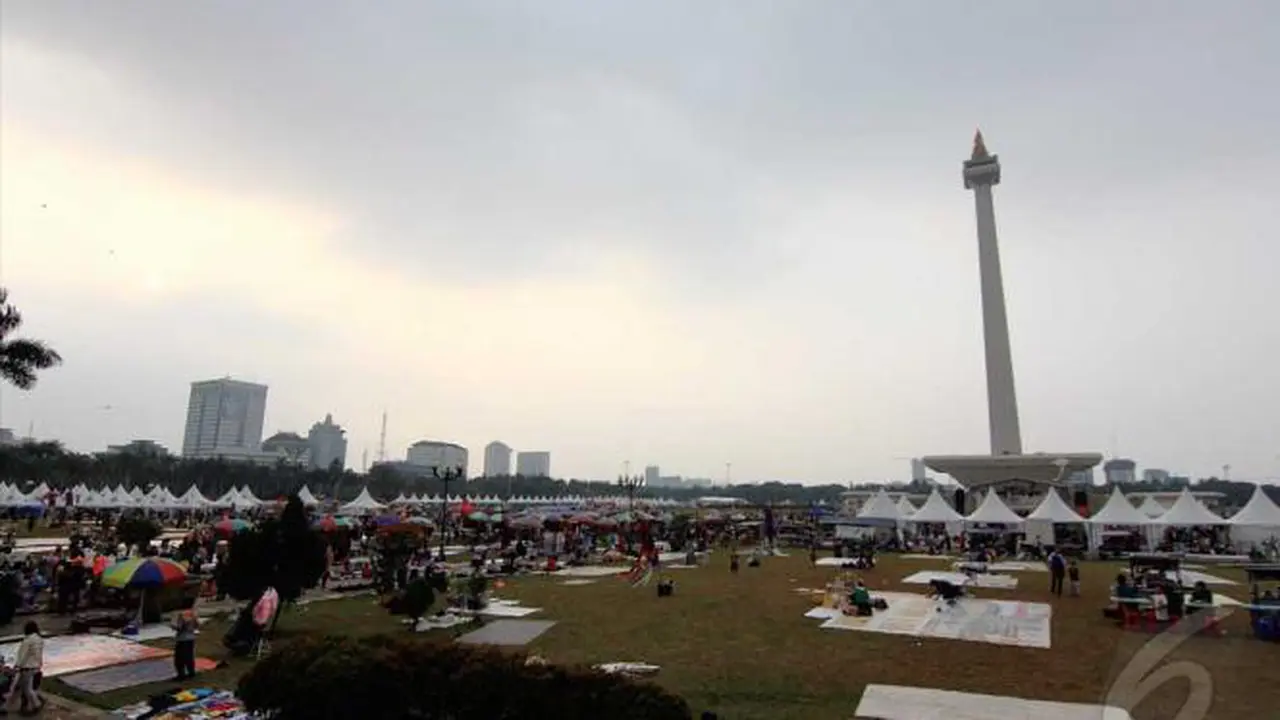 Monas