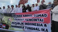 Aksi damai bela Ustaz Abdul Somad di Pekanbaru karena penolakan Singapura. (Liputan6.com/M Syukur)