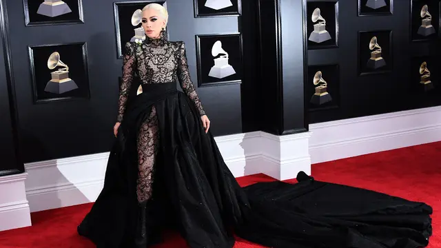 [Bintang] Lady Gaga