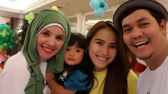 Indra Bekti, Ayu Ting Ting, dan Aldila Jelita