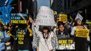 Kebijakan Donald Trump terkait permasalahan imigrasi membuat banyak orang khawatir. (Stephanie Keith/Getty Images North America/Getty Images via AFP)