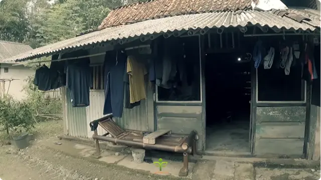 Rumah Masa Kecil Mendiang Kasino Warkop (YouTube TEDHONG TELU)