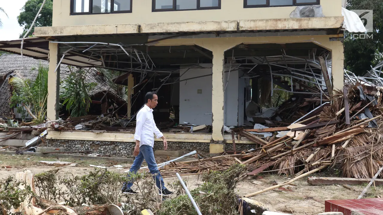 Jokowi Tinjau Lokasi Terdampak Tsunami Selat Sunda