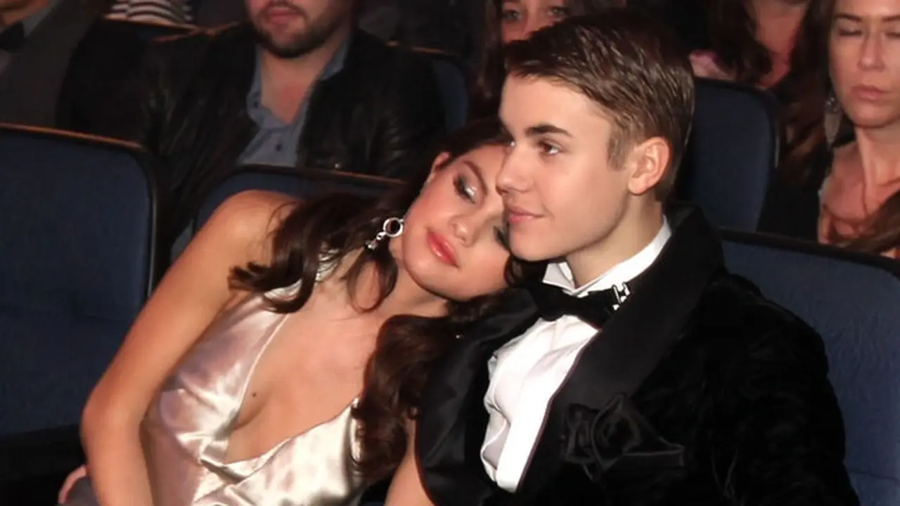 [Bintang] Selena Gomez - Justin Bieber
