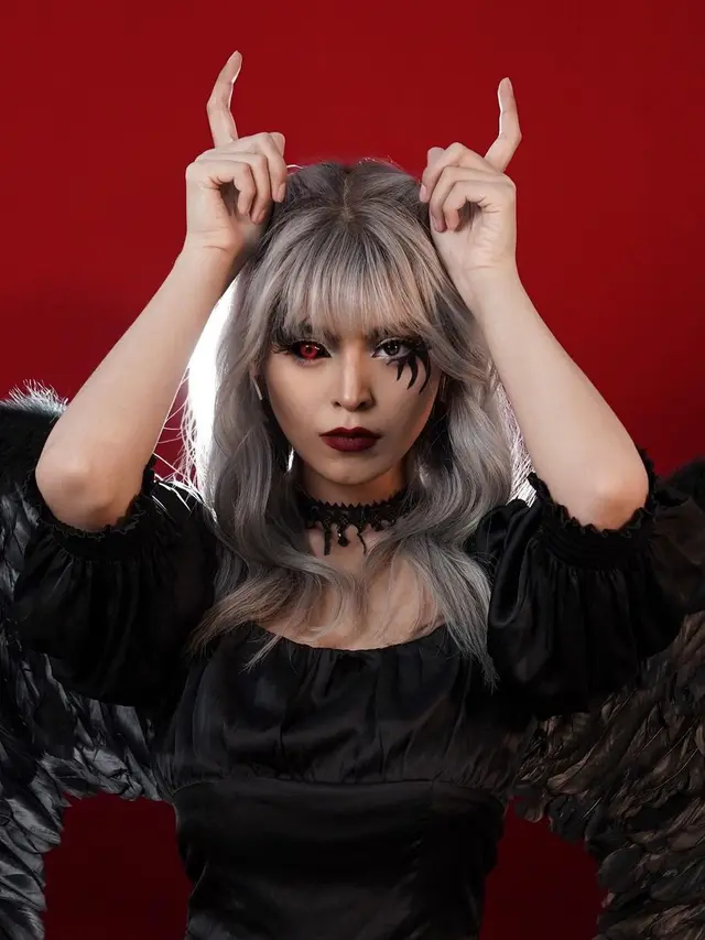 Rilis Single Bertajuk 'Tell Me', Ini 6 Gaya Pemotretan Terbaru Jharna Bhagwani. (Sumber: Instagram/jharnabhagwani dan Instagram/fdphotography90)