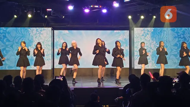 Pertunjukan Onsite di Theatre JKT48 Jak-Japan Matsuri 2022