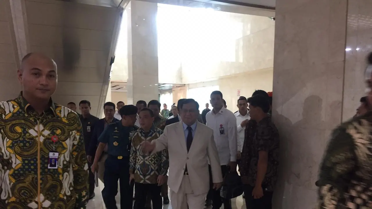 Prabowo rapat dengan Komisi I DPR