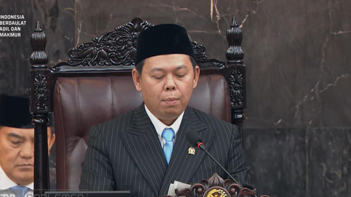 Ketua DPD Beri Gelar 7 Presiden di Sidang Tahunan