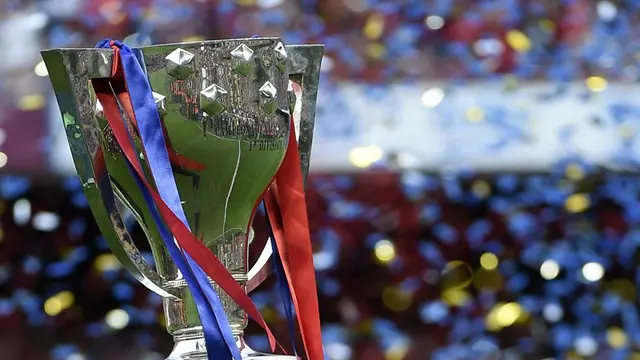 Trofi La Liga Spanyol