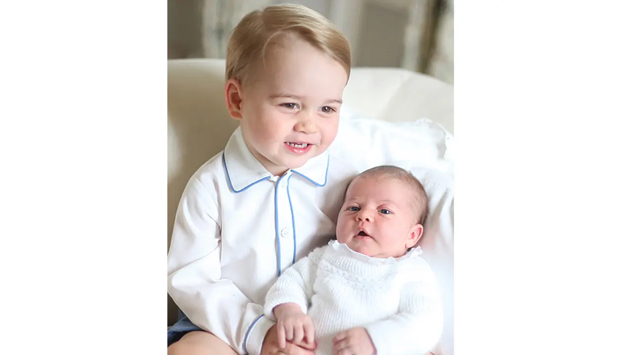 Pangeran George dan Putri Charlotte 