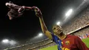 1. Samuel Eto'o - Setelah berhasil mengantar Barcelona meraih treble winner, striker asal Kamerun ini malah dijual Pep Guardiola. Bergabung dengan Inter Milan, pemain binaan Real Madrid ini berhasil meraih gelar Liga Champions. (AFP/Lluis Gene)