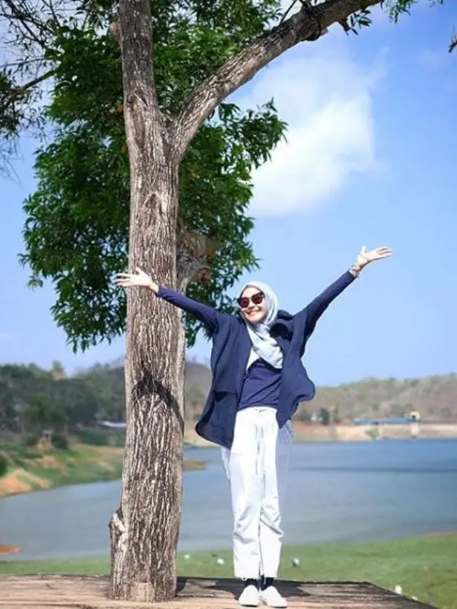 [Bintang] Zaskia Adya Mecca