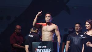 Yudi Cahyadi terpilih sebagai atlet One Pride MMA Indonesia yang akan bertarung dalam Road to UFC di Macau. (Bola.com/Iqbal Ichsan)
