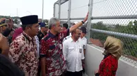 Walau tak persis kisah Bandung Bondowoso, pembangunan empat jalan layang di Jalur Tengah Pantura itu dinilai selesai cepat. (Liputan6.com/Fajar Eko Nugroho)