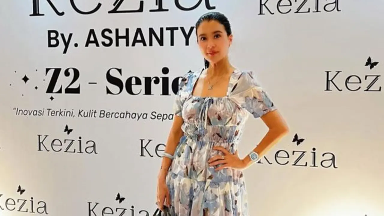 Marcella Zalianty dan pesona tak luntur di usia matang. (credit:instagram.com/marcella.zalianty)