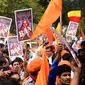 Aksi protes menolak penayangan film Padmaavat yang kontroversial di India - AFP
