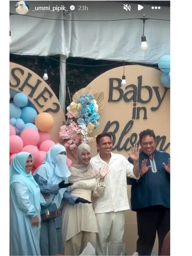 7 Potret Meriah Gender Reveal Adiba Khanza di Taman, Sambut Jenis Kelamin Anak