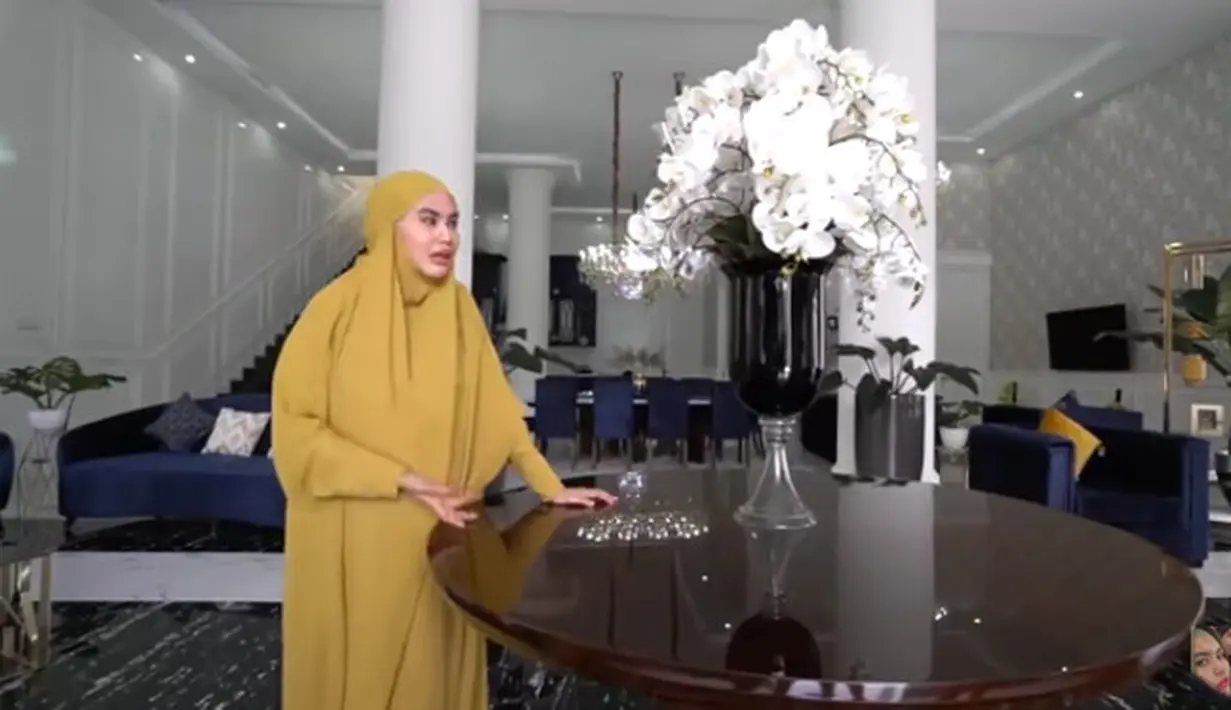 Rumah Kartika Putri dan Habib Usman (Youtube/Kartika Putri Official)