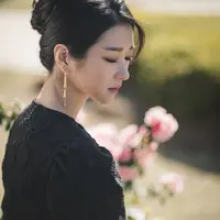 (c) Facebook/tvNDrama