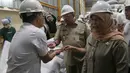 Peninjauan tersebut untuk memastikan ketersediaan stok bahan pangan pokok jelang Ramadan. (Liputan6.com/Herman Zakharia)