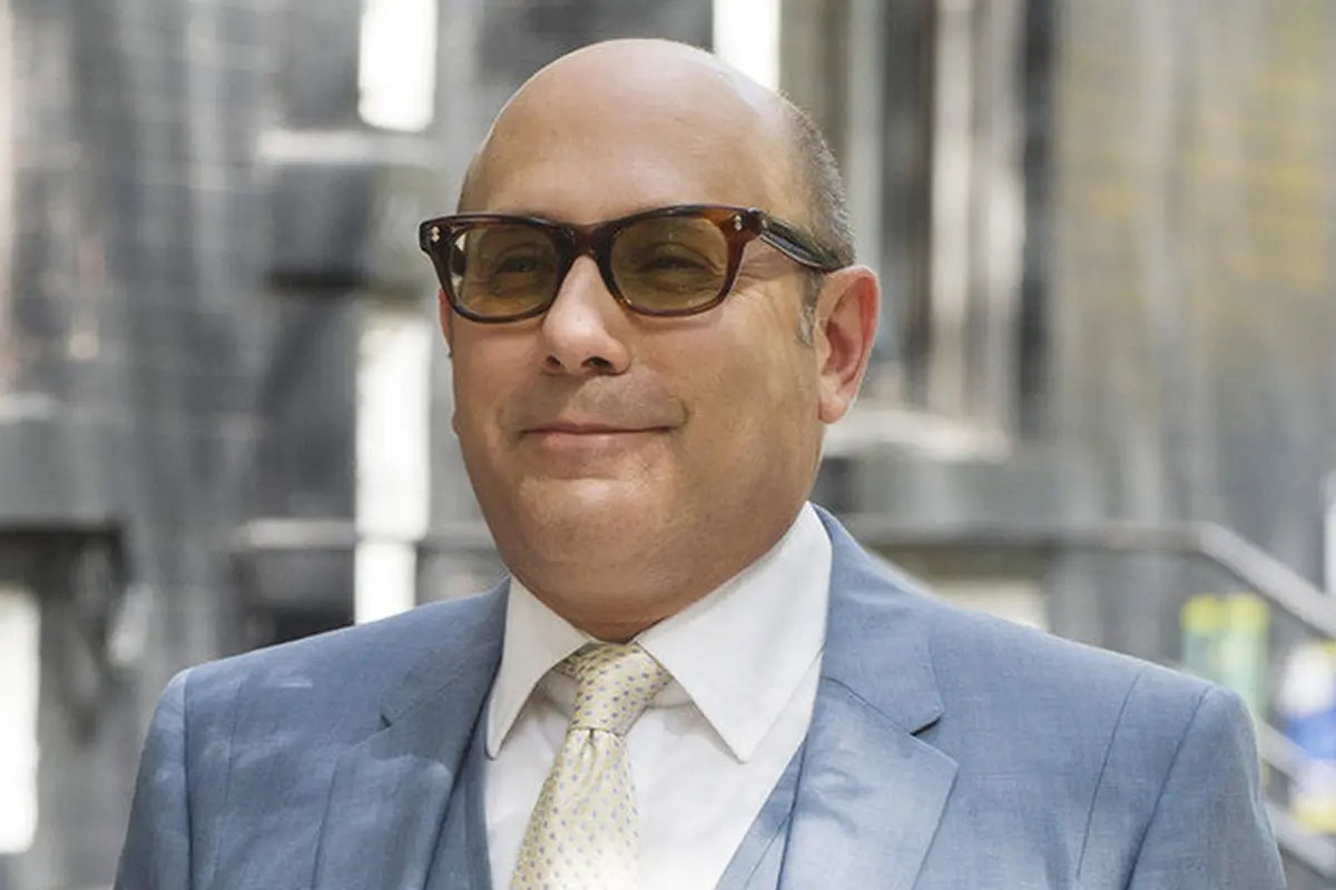 Willie Gardon di White Collar.  (USA Network/Virginia Sherwood via IMDb)