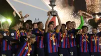 Barcelona meraih juara Supercopa de Espana 2023 setelah melibas Real Madrid 3-1 di King Fahd Stadium, Arab Saudi, Senin (16/1/2023) WIB. (AFP/Giuseppe Cacace)