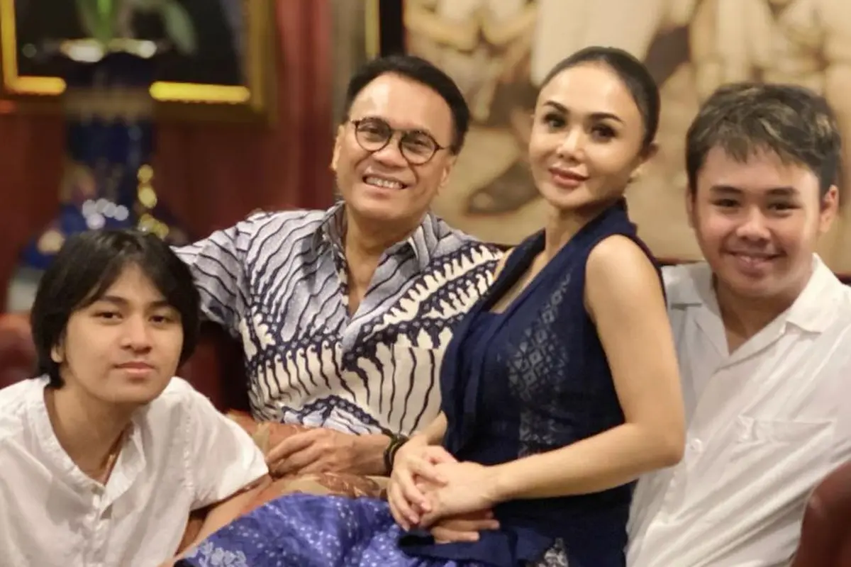 [Fimela] Yuni Shara dan Henry Siahaan