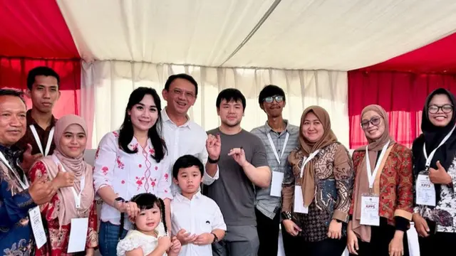 Puput Nastiti  Istri Ahok  saat Nyoblos Pilkada Jakarta 2024. [@basukibtp]