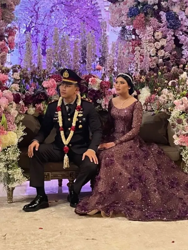 6 Potret Gaun Pengantin Mewah Anak Ketua MPR Bambang Soesatyo di Momen Resepsi Pernikahan