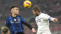 Perjuangan keras Empoli akhirnya membuahkan hasil pada menit ke-61. Bajrami yang baru masuk di awal babak kedua menjadi aktornya kala tembakan kaki kanannya tak bisa dibendung kiper Inter, Ionut Radu.  (AP/Antonio Calanni)