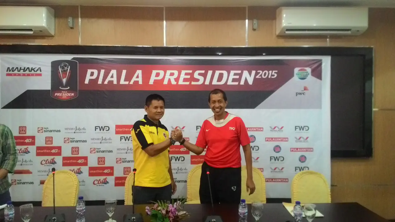  Asisten Pelatih SFC, Hartono Ruslan dan Troy Medicana, Asisten Pelatih Persebaya United.