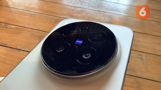 Vivo X300 dan X300 Pro siap debut di Indonesia. (Liputan6.com/ Yuslianson)