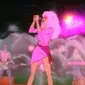 Jem and the Holograms merupakan serial kartun di era 1980an yang memiliki tokoh utama seorang wanita pemilik perusahaan musik.
